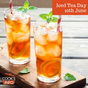 Iced tea with lemon
