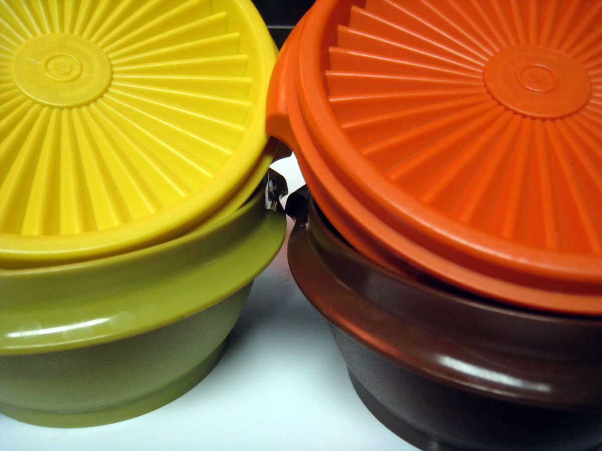 Tupperware harvest colours